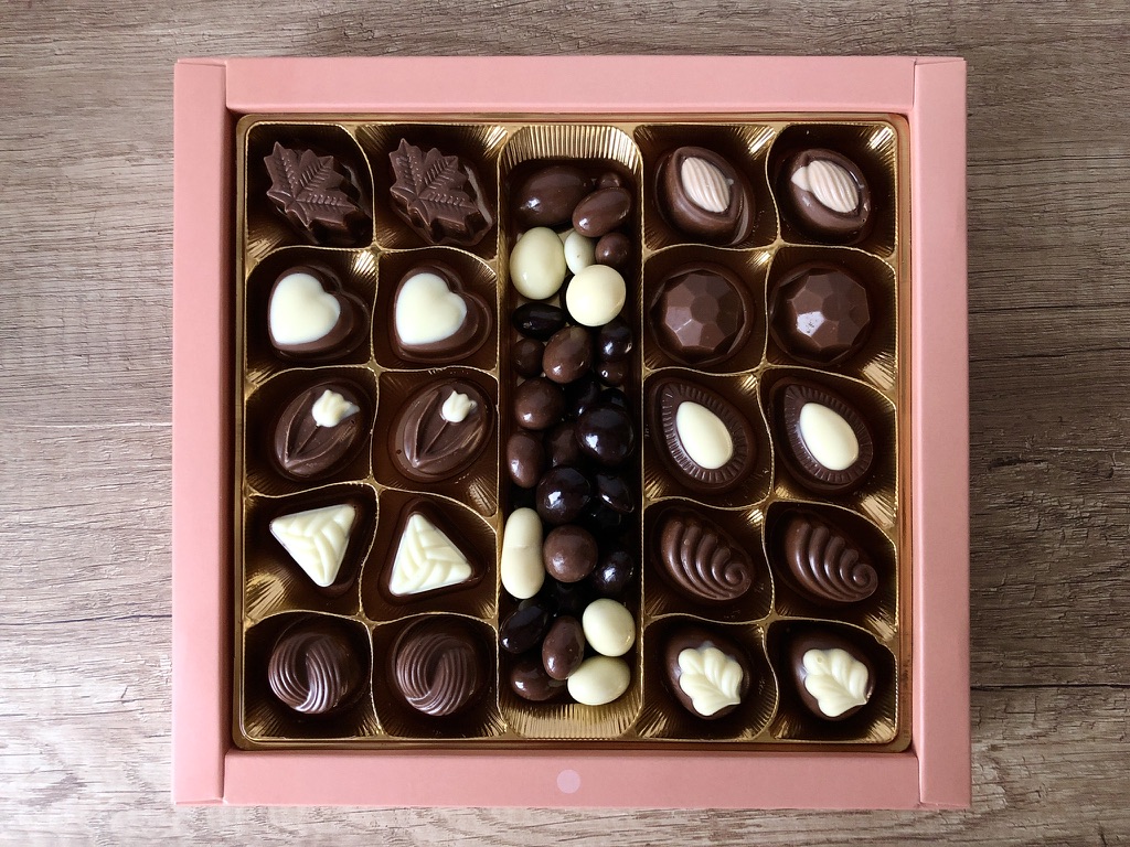 Bonboniéra Bolci - Flower Box 350g